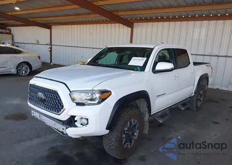 2018 Toyota Tacoma Trd Off Road из США, поврежденный, VIN 3TMCZ5AN2JM144979